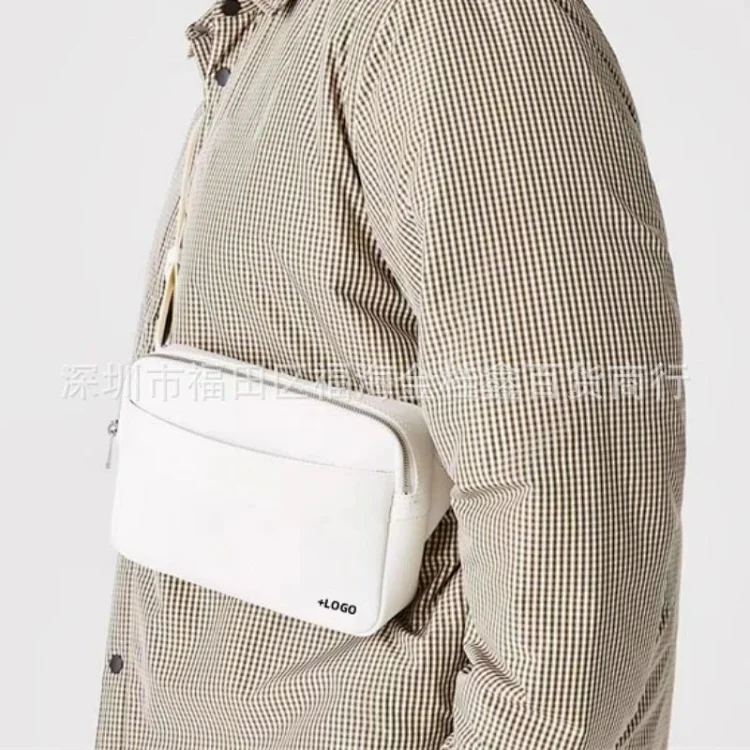  Lacoste bag