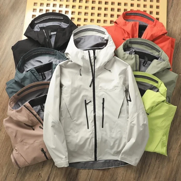 ARC’TERYX  Jacket