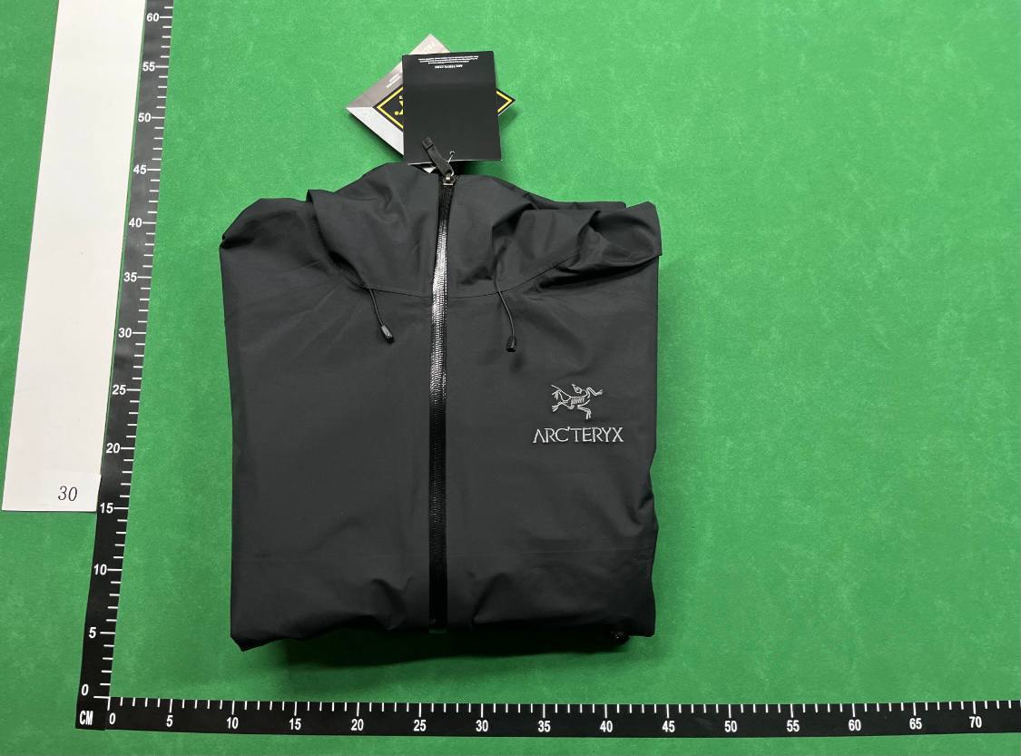 ARC’TERYX  Jacket