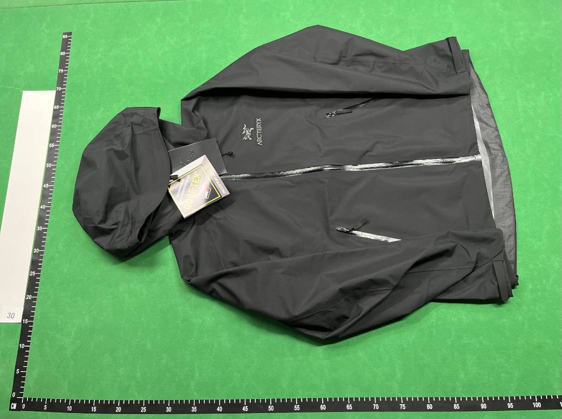 ARC’TERYX  Jacket