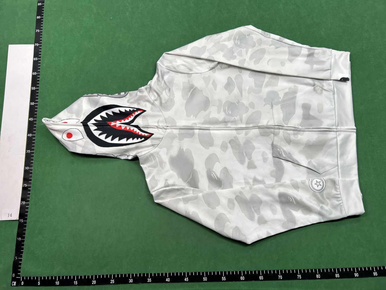  A BATHING APE